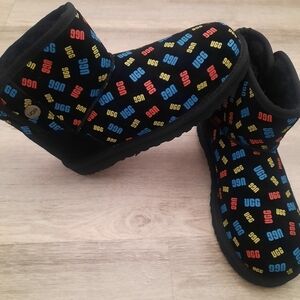 UGG Confetti Logo Girl's Boots